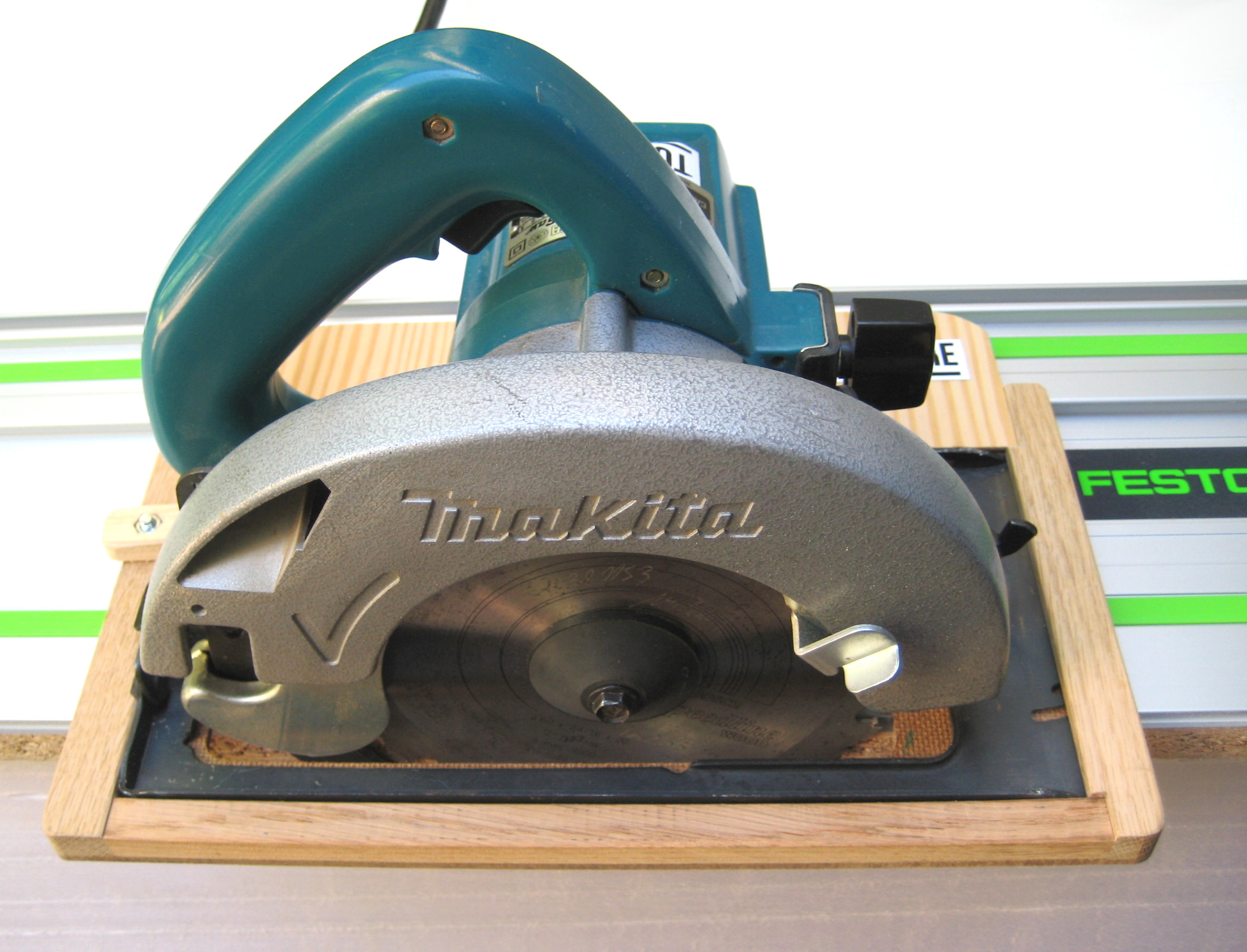 Tournevie Guide rail adapter for Makita SR1600 circular saw